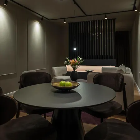 Leipzig Suites Aparthotel *